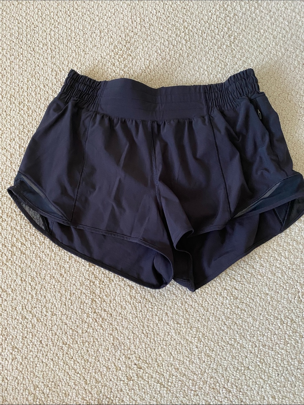 Lululemon Hotty hot short high rise 2.5”